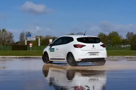 Stage conduite route glissante à Avranches - image 4