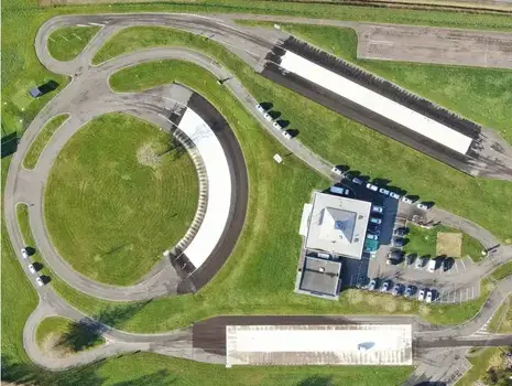 Stage conduite route glissante à Nantes - image 3