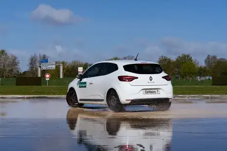 Stage conduite route glissante à Pontivy - image 3