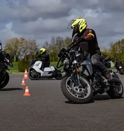 stage de perfectionnement moto Nantes-1